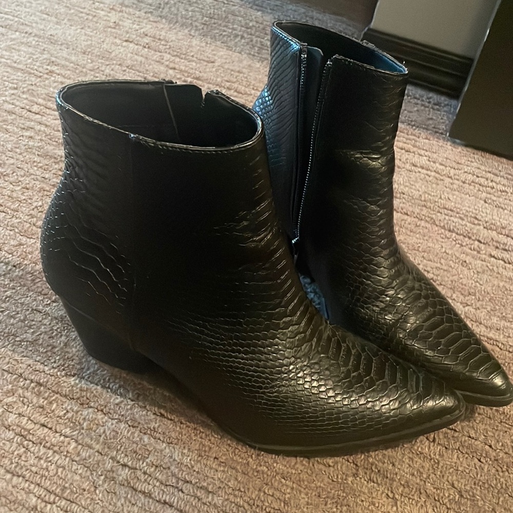 Spirit Black Snake Pointed Toe Ankle Booties